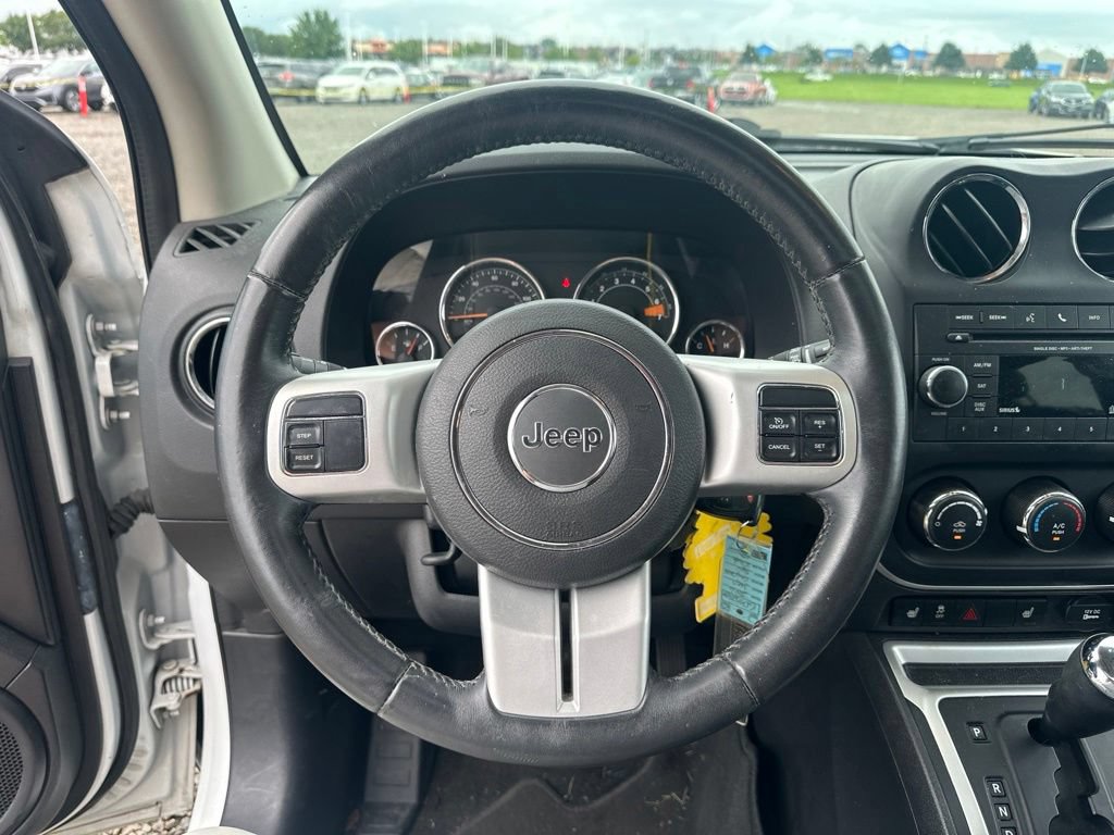 Used 2016 Jeep Compass High Altitude AWD/4WD image 21