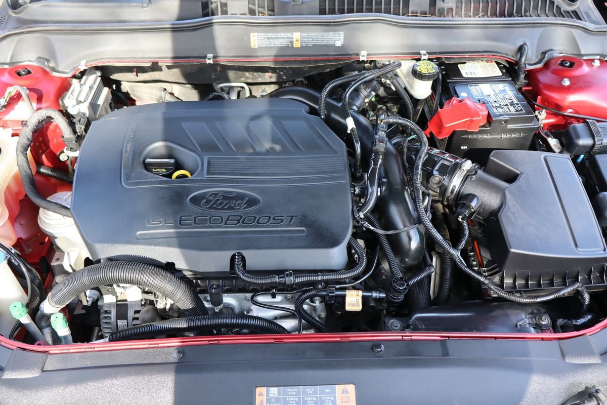 Used 2017 Ford Fusion SE w/ Equipment Group 201A FWD image 39