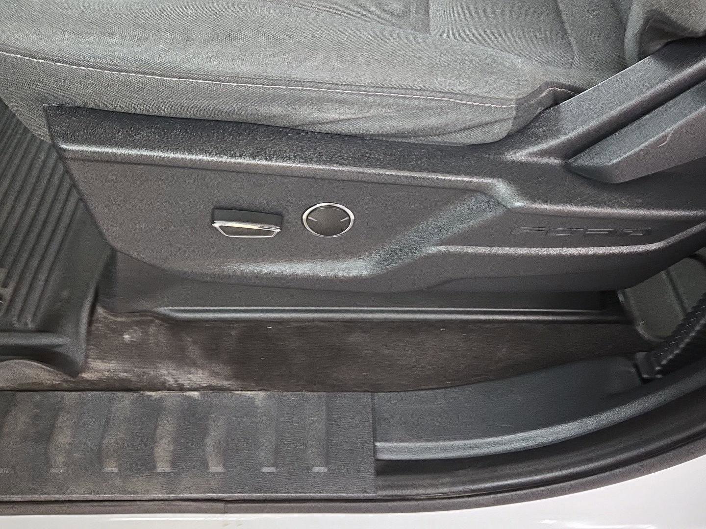 Used 2021 Ford F150 XLT w/ Trailer Tow Package image 13