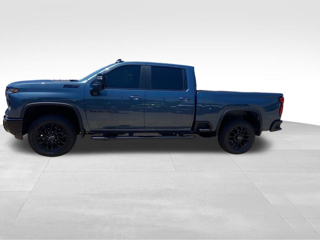 Used 2025 Chevrolet Silverado 2500 LT w/ Trail Boss Package AWD/4WD image 24