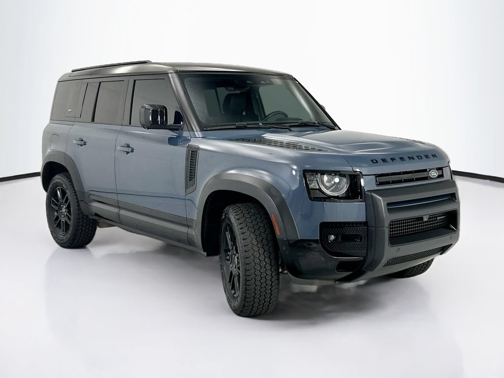 Used 2023 Land Rover Defender 110 X-Dynamic SE AWD/4WD image 3