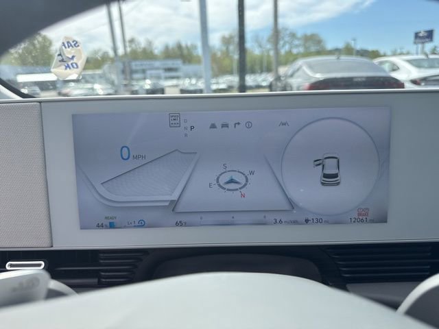 Used 2024 Hyundai Ioniq 5 SE AWD/4WD image 25