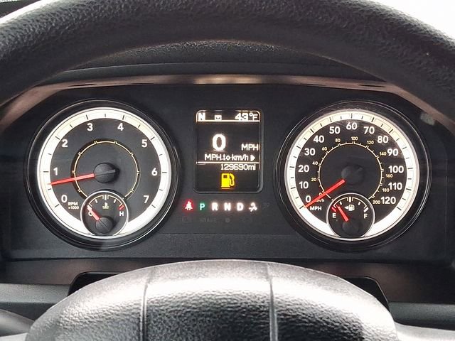 Used 2017 RAM 1500 Express w/ Black Ram 1500 Express Group AWD/4WD image 21