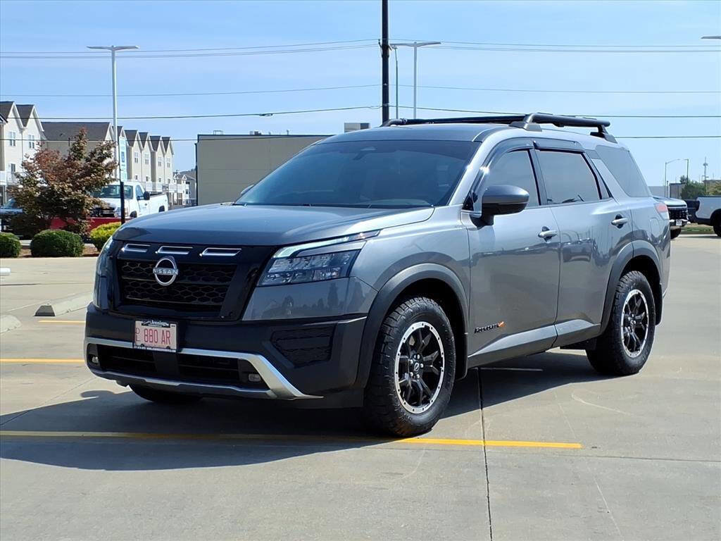 Used 2024 Nissan Pathfinder Rock Creek image 3