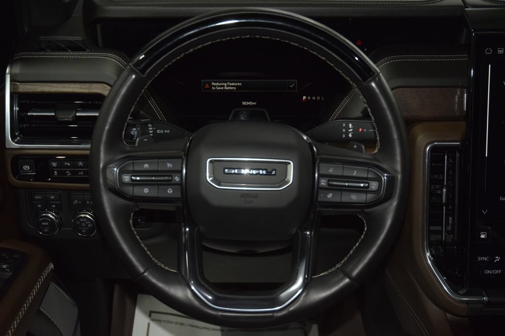 Used 2025 GMC Yukon XL Denali Ultimate w/ LPO, Floor Liner Package AWD/4WD image 37