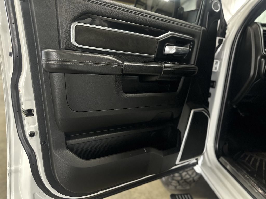 Used 2020 RAM 3500 Laramie image 21