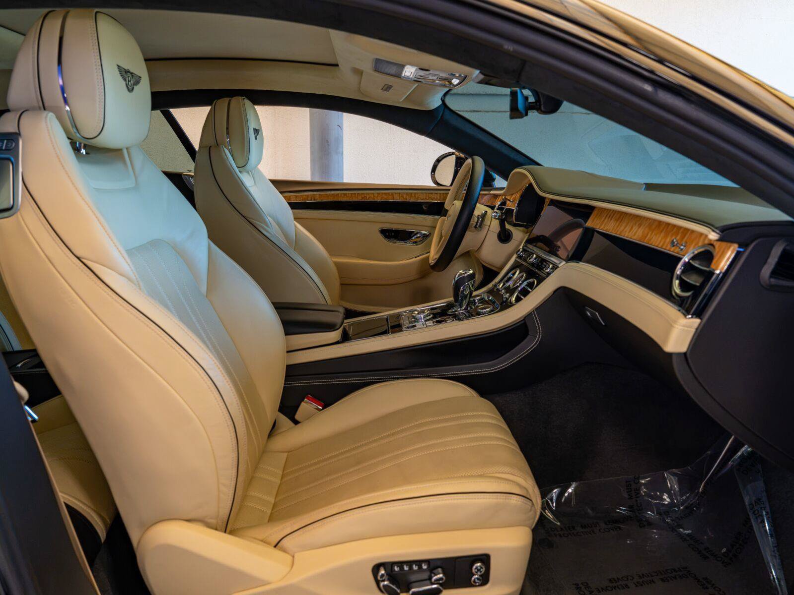Used 2020 Bentley Continental GT AWD/4WD image 19