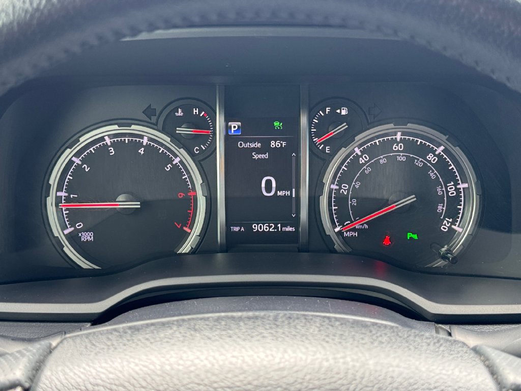 Used 2021 Toyota 4Runner Nightshade AWD/4WD image 25