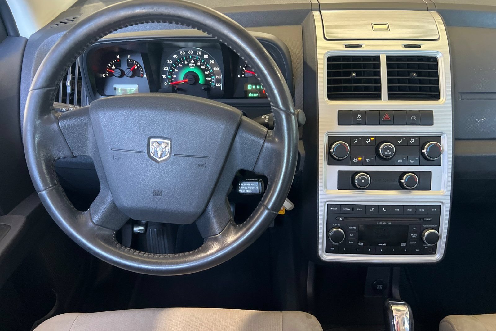 Used 2010 Dodge Journey SXT w/ Flexible Seating Group FWD image 14