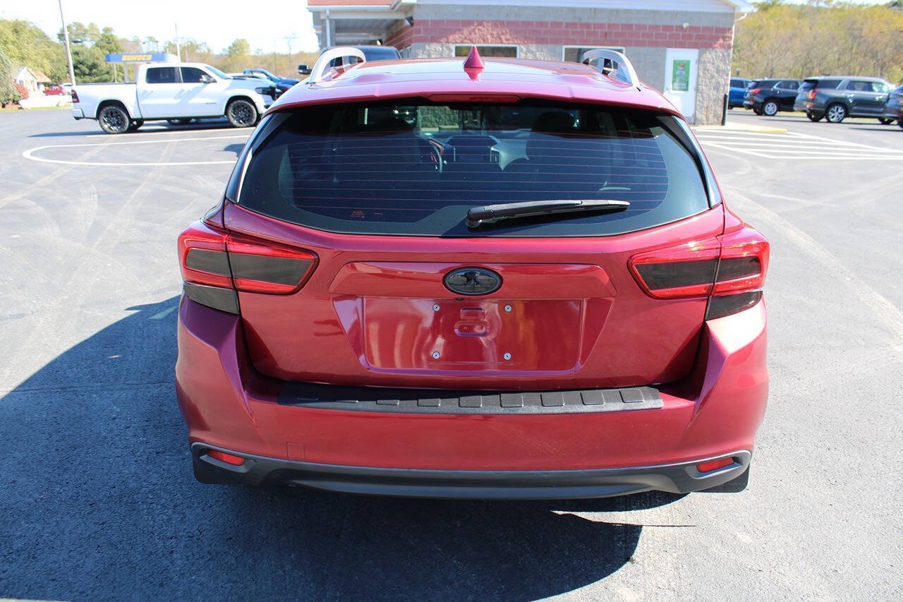 Used 2019 Subaru Impreza 2.0i Premium AWD/4WD image 4