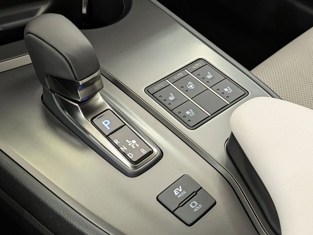New 2026 Lexus UX 300h AWD image 30