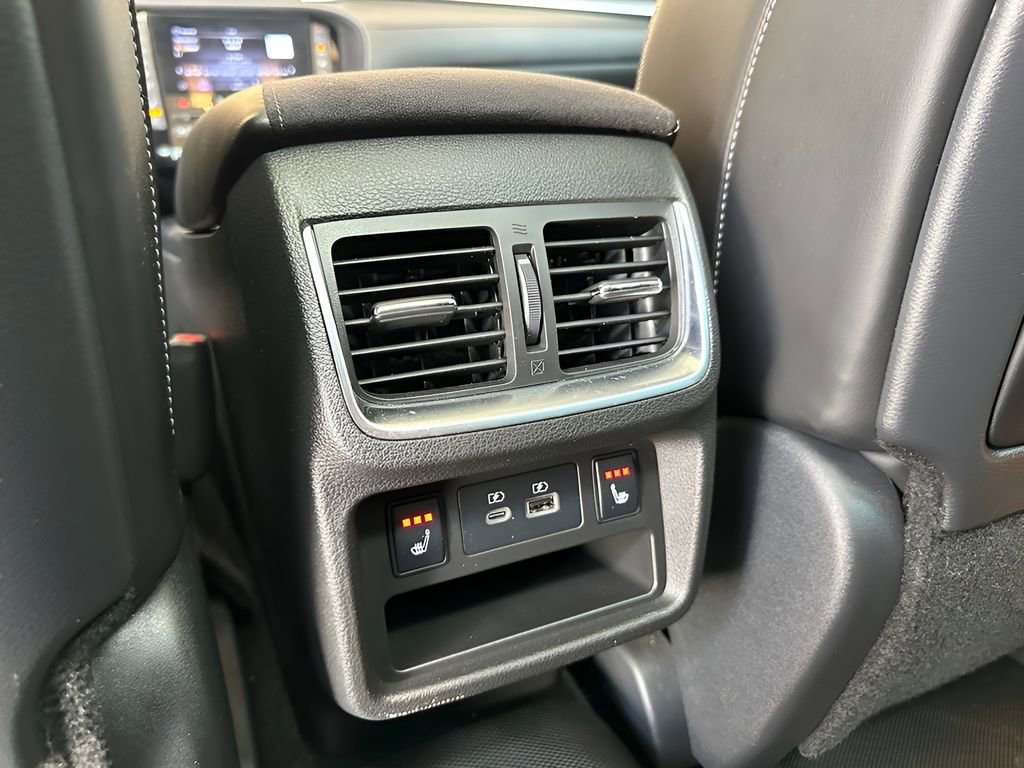 Used 2022 INFINITI QX50 Sensory image 30