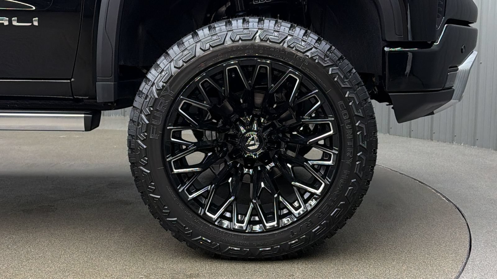 Used 2026 GMC Sierra 1500 Denali Ultimate AWD/4WD image 9
