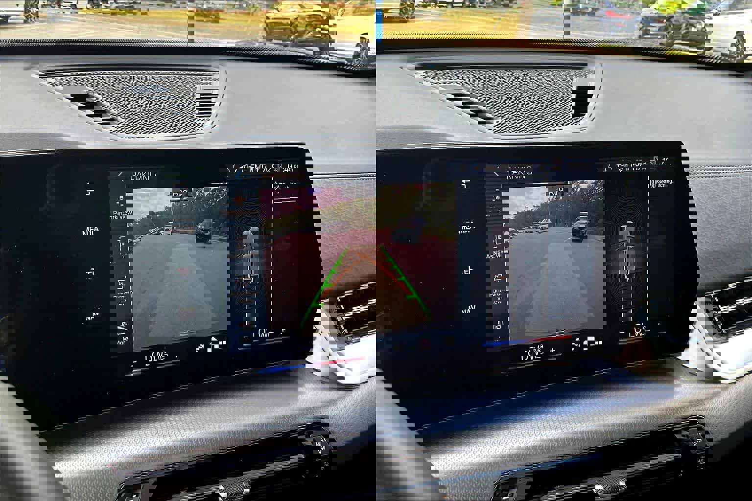 Certified 2025 BMW X2 xDrive28i image 31