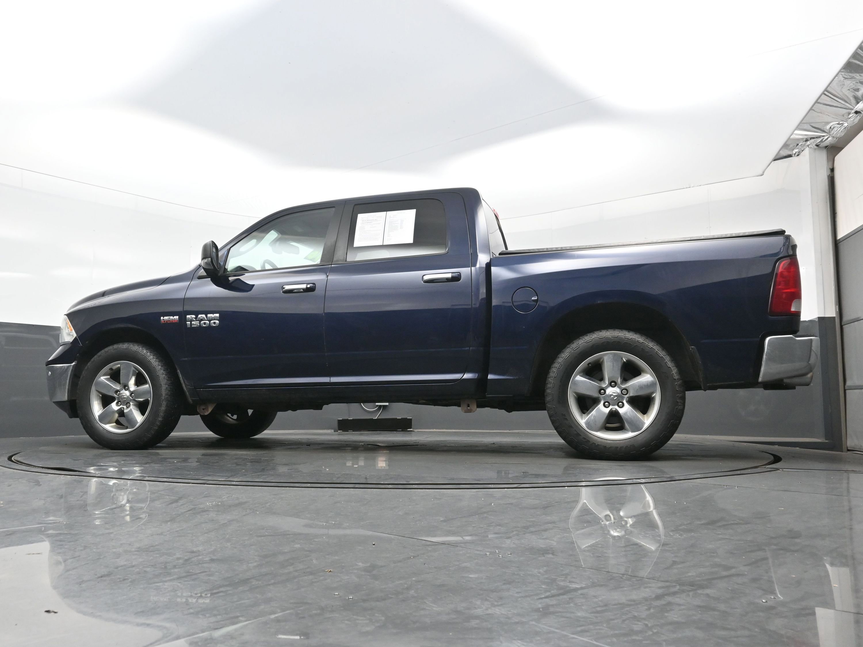 Used 2016 RAM 1500 Big Horn image 25