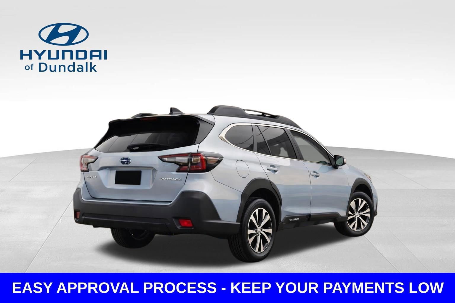 Used 2023 Subaru Outback Premium image 2