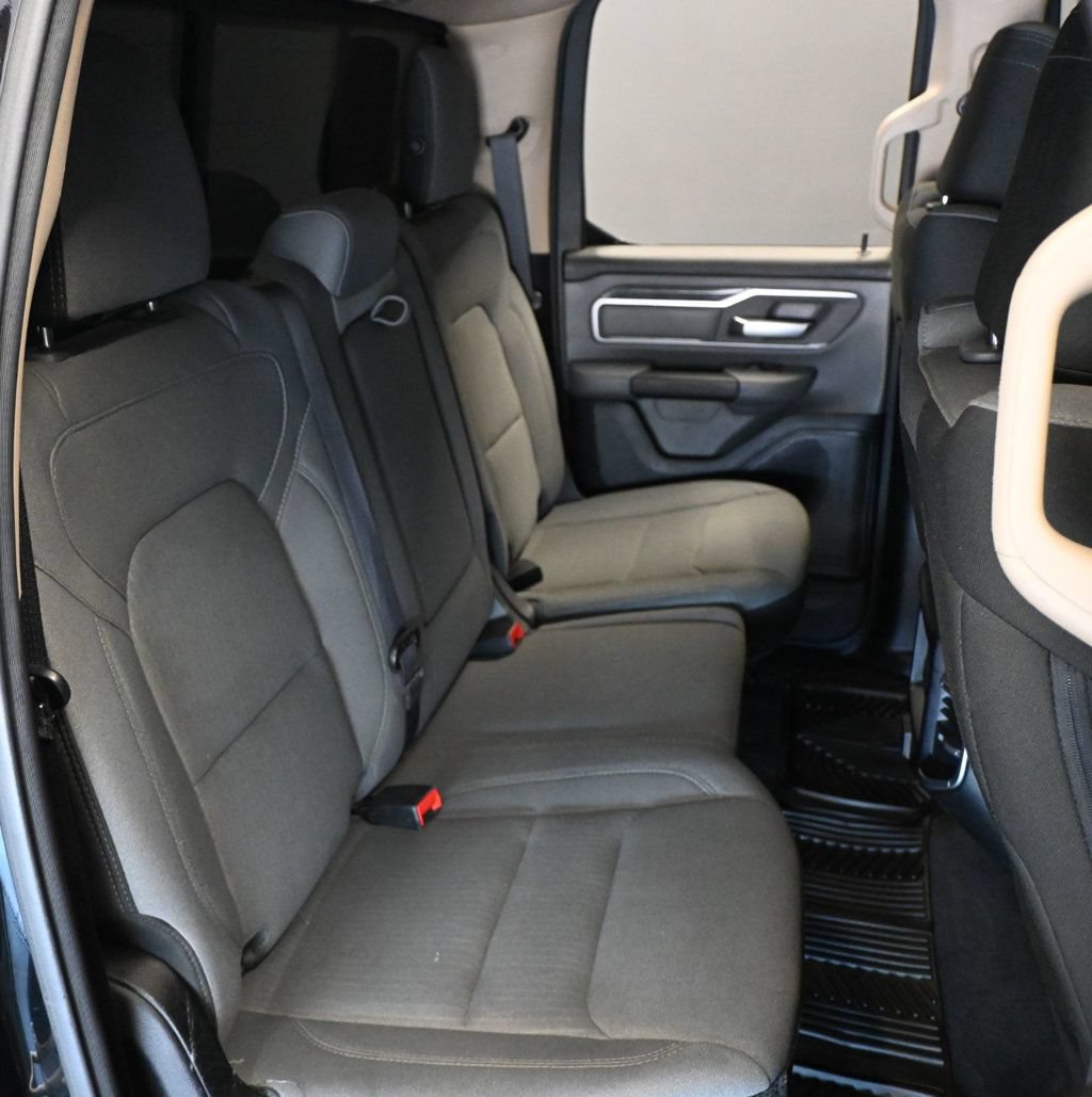 Used 2020 RAM 1500 Big Horn RWD image 19