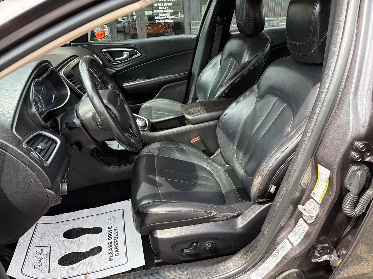 Used 2017 Chrysler 200 Limited Platinum image 14