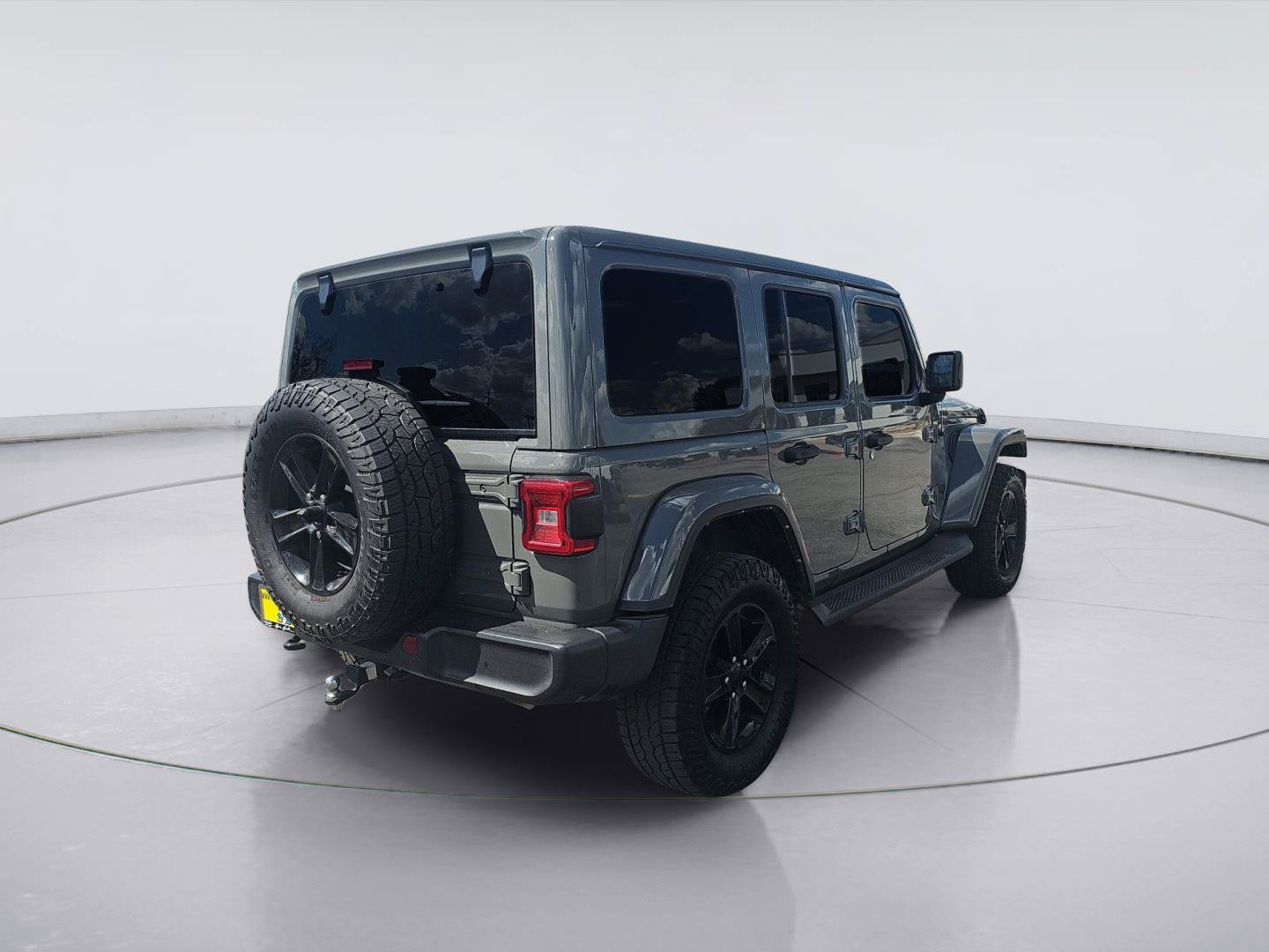 Used 2022 Jeep Wrangler Unlimited Sahara AWD/4WD image 5