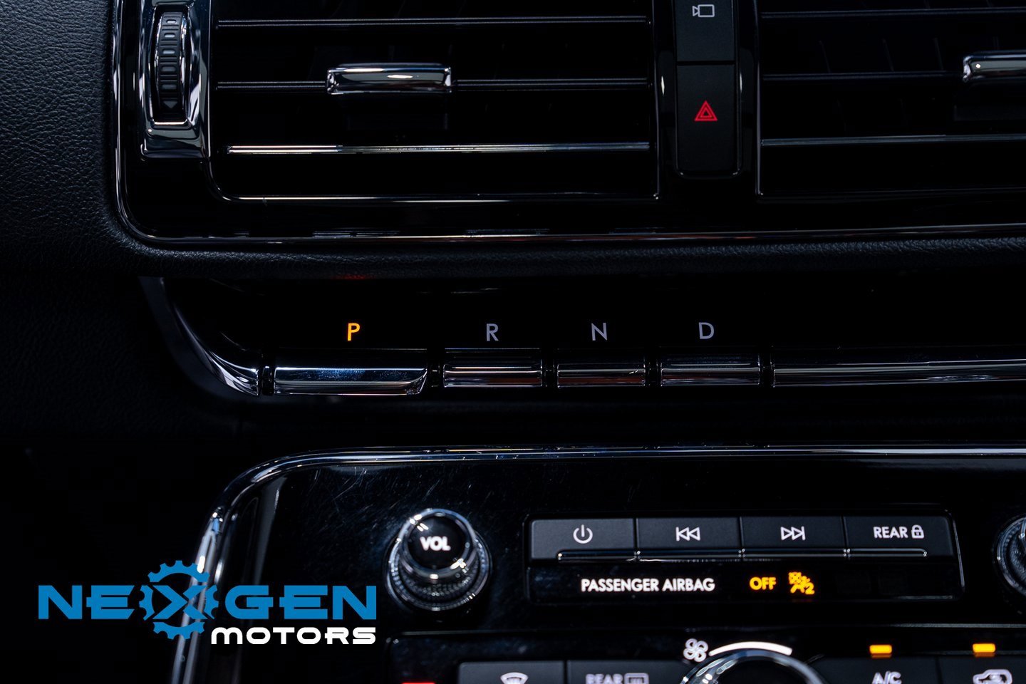 Used 2022 Lincoln Navigator Reserve image 12