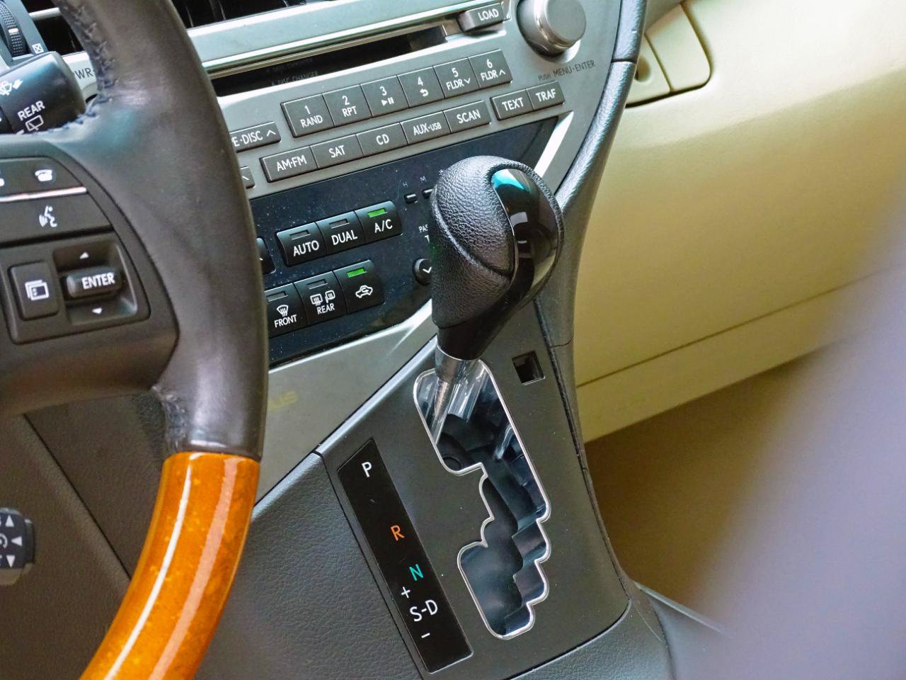 Used 2011 Lexus RX 350 2WD w/ Premium Pkg image 12