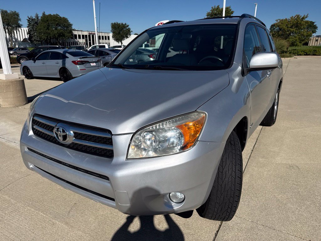 Used 2008 Toyota RAV4 Limited AWD/4WD image 6