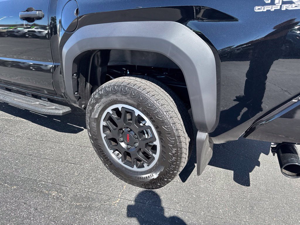 New 2026 Toyota Tacoma TRD Off-Road w/ TRD Off Road Premium Package AWD/4WD image 5