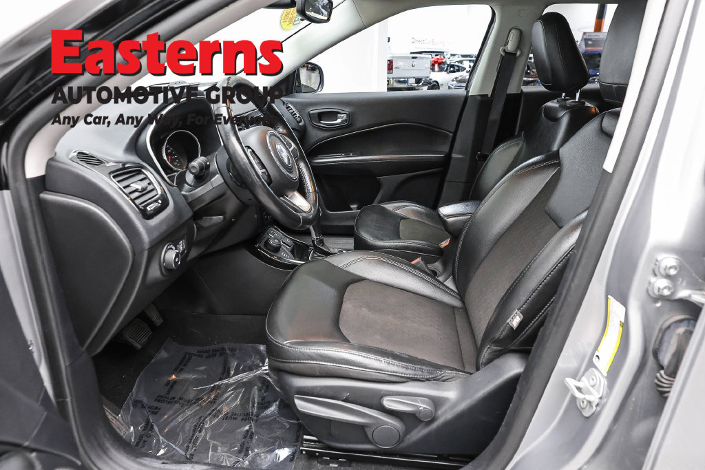 Used 2020 Jeep Compass Latitude AWD/4WD image 17