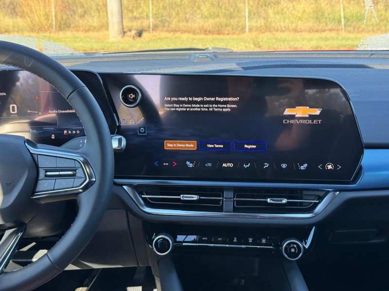 New 2026 Chevrolet Equinox EV LT FWD image 8