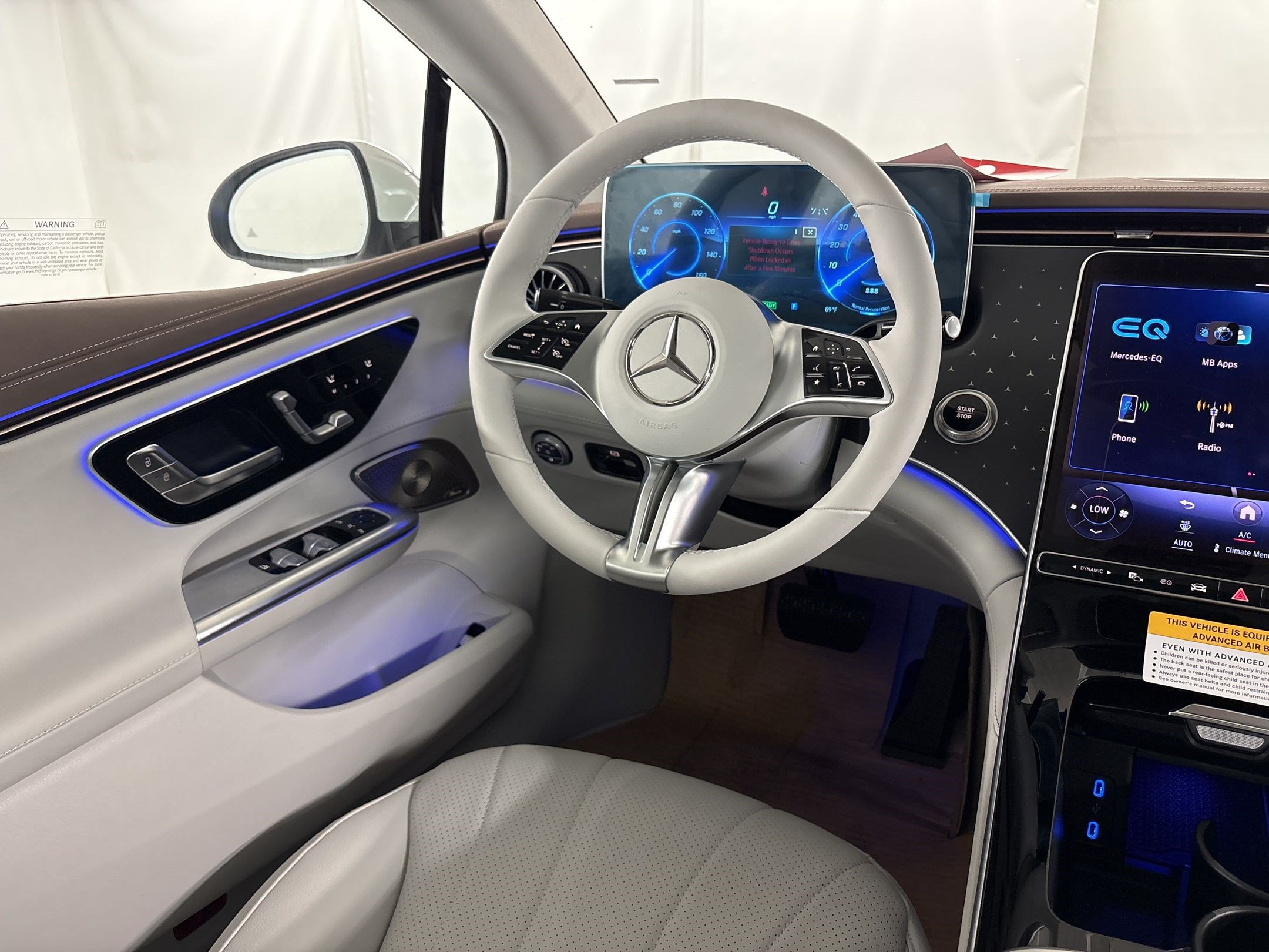 New 2026 Mercedes-Benz EQE 320 4MATIC Sedan image 27