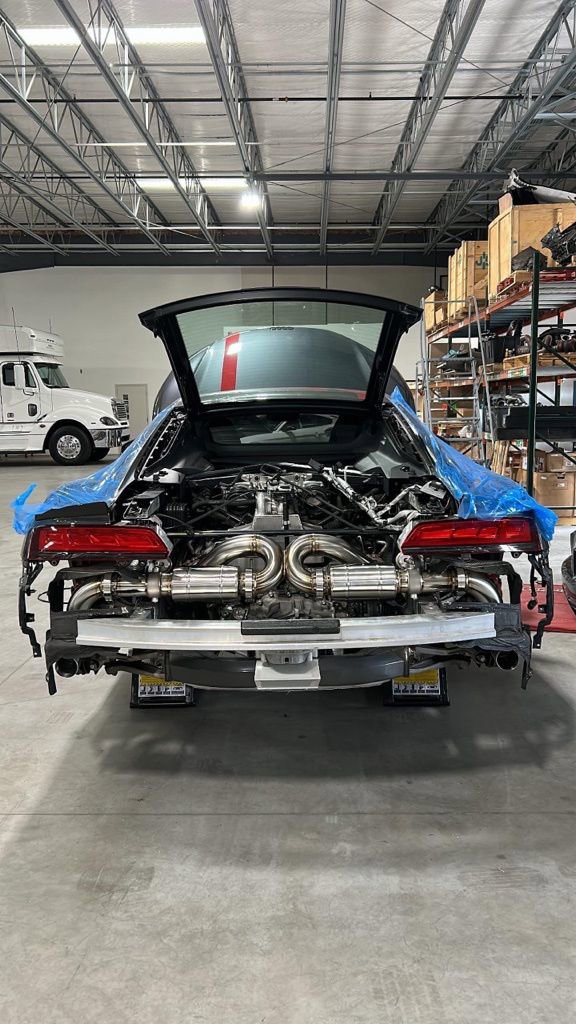 Used 2018 Audi R8 V10 w/ Premium Package image 66