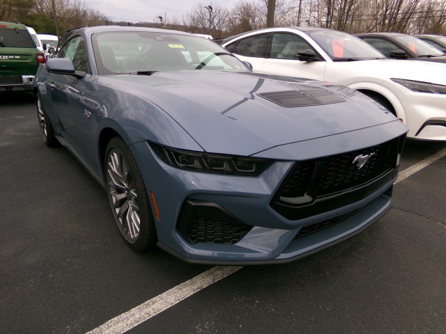New 2026 Ford Mustang GT Premium RWD image 4