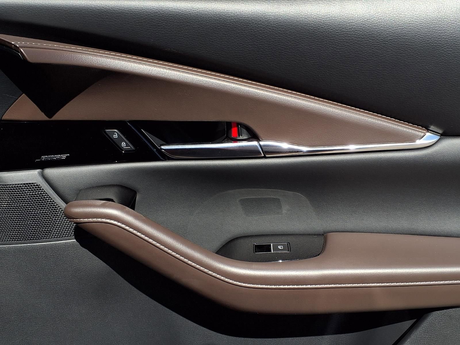 Certified 2025 MAZDA CX-30 2.5 Turbo w/ Premium Package image 27