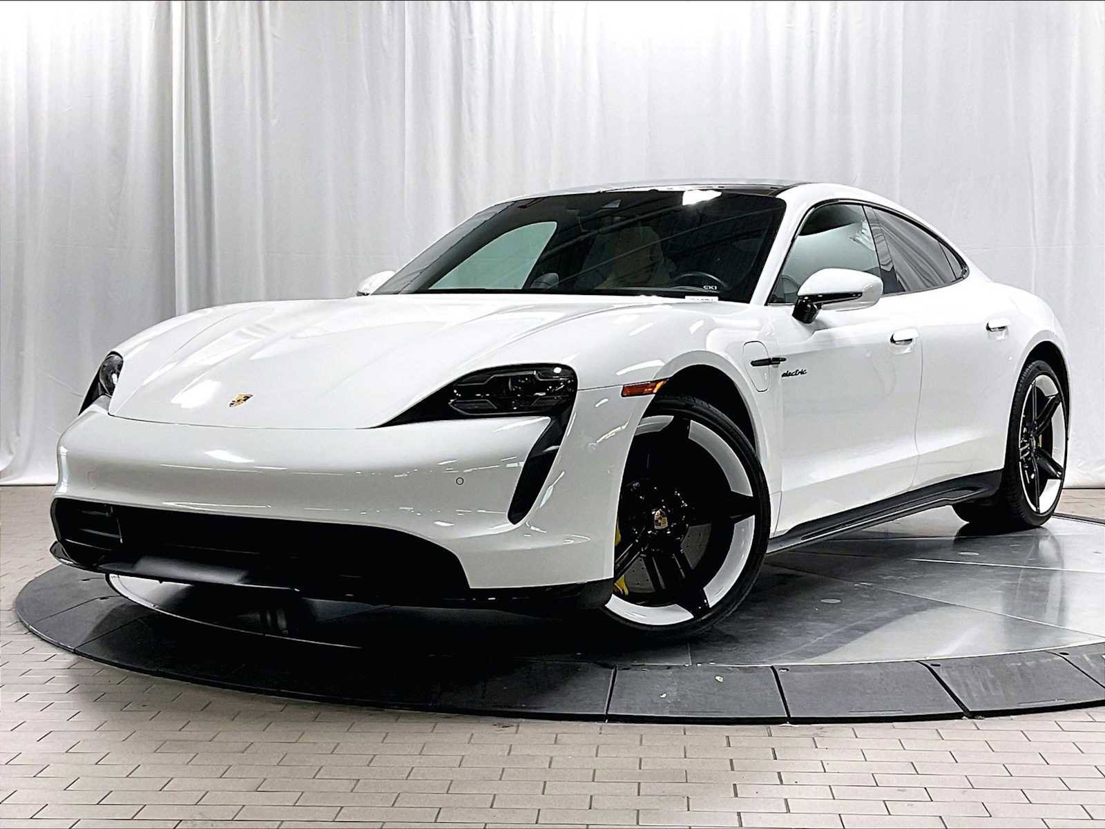 Used 2020 Porsche Taycan Turbo S image 1