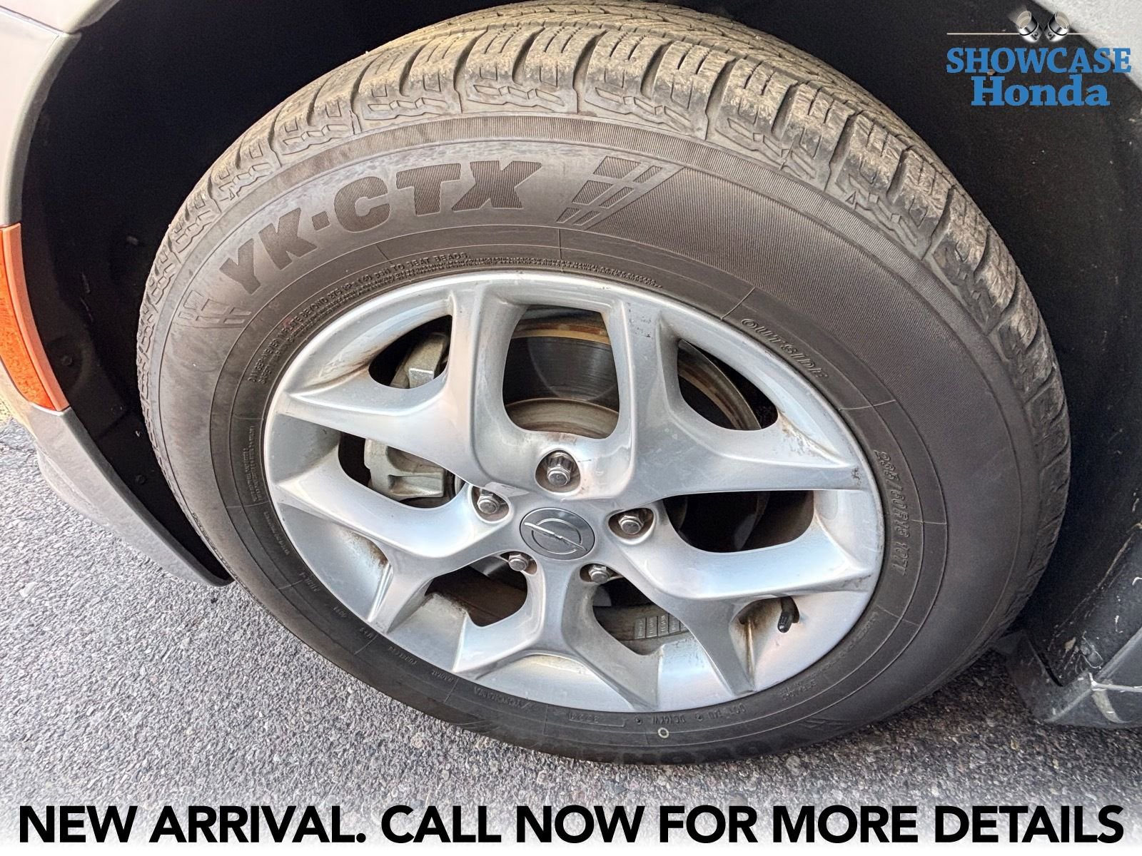 Used 2017 Chrysler Pacifica Touring Plus w/ Tire & Wheel Group image 7