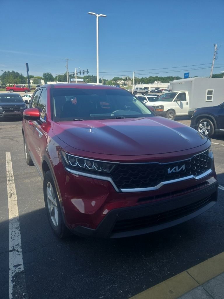 Used 2022 Kia Sorento LX AWD/4WD image 5