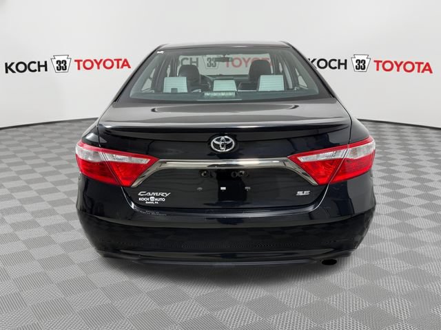 Used 2016 Toyota Camry SE FWD image 7