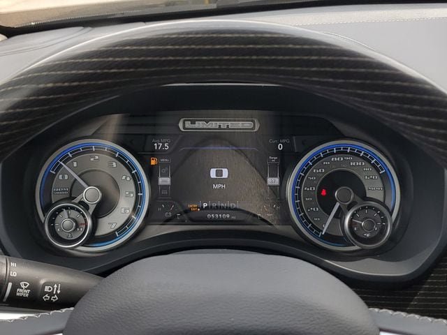 Certified 2022 RAM 1500 Limited RWD image 28