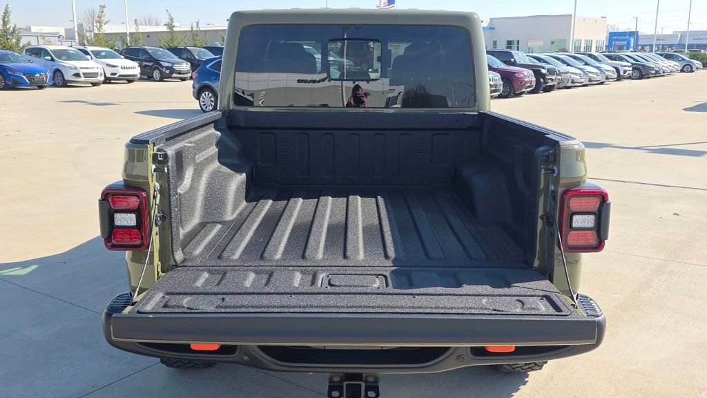 New 2026 Jeep Gladiator Mojave AWD/4WD image 5