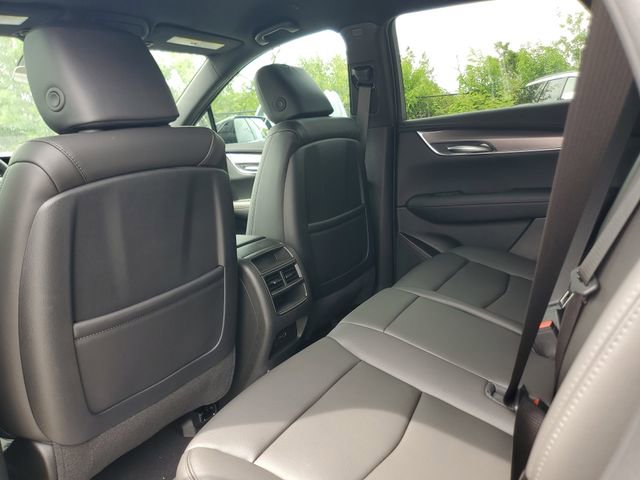 New 2026 Cadillac XT5 Luxury FWD image 6