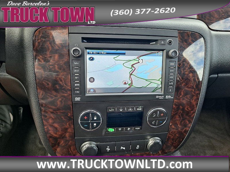 Used 2014 GMC Yukon XL Denali image 28