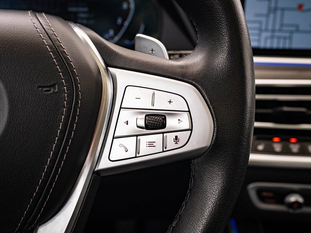 Used 2022 BMW X7 xDrive40i w/ Premium Package AWD/4WD image 25