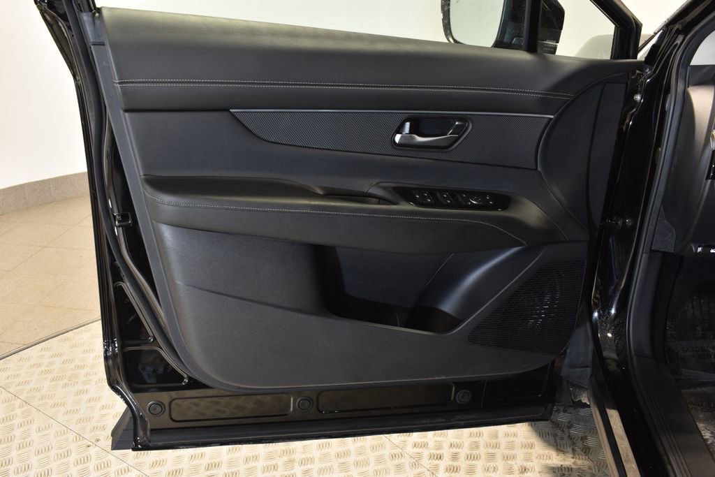 Used 2025 Nissan Murano SV image 12