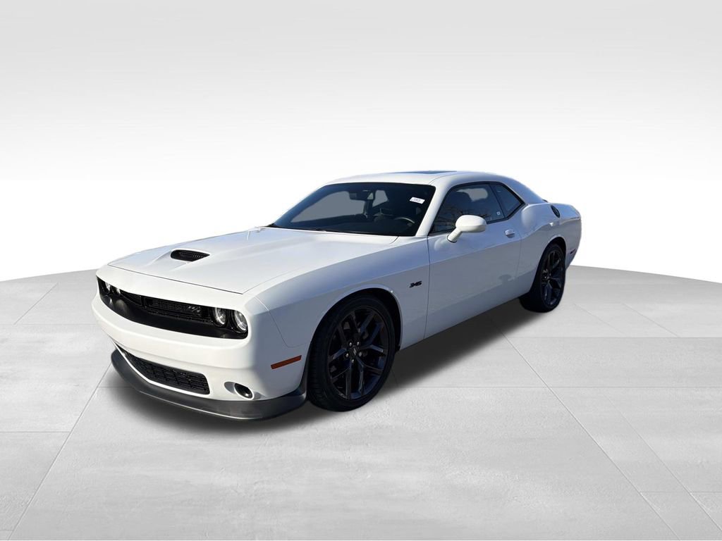 Used 2023 Dodge Challenger R/T w/ Blacktop Package image 7