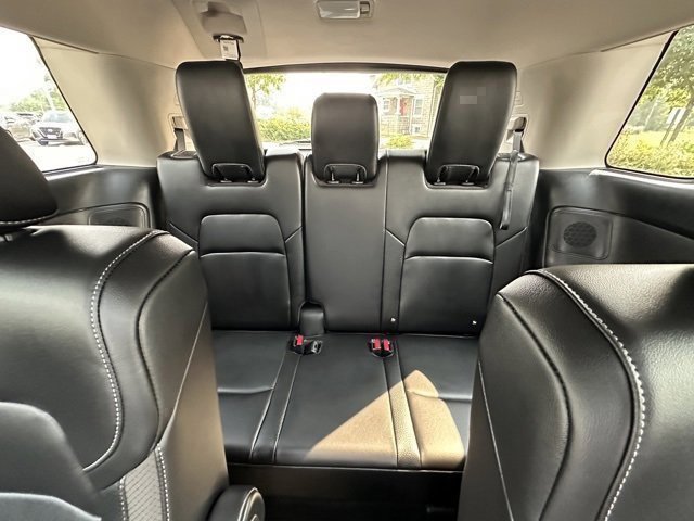 Certified 2025 Nissan Pathfinder SL w/ SL Premium Package image 11