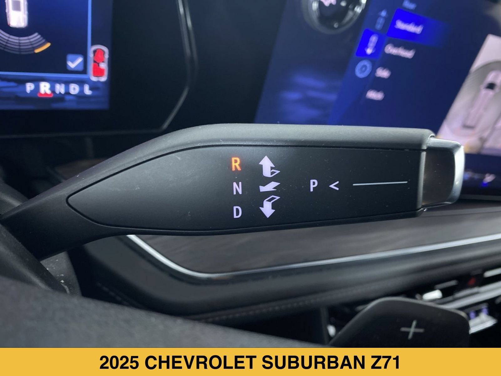 Certified 2025 Chevrolet Suburban Z71 AWD/4WD image 8