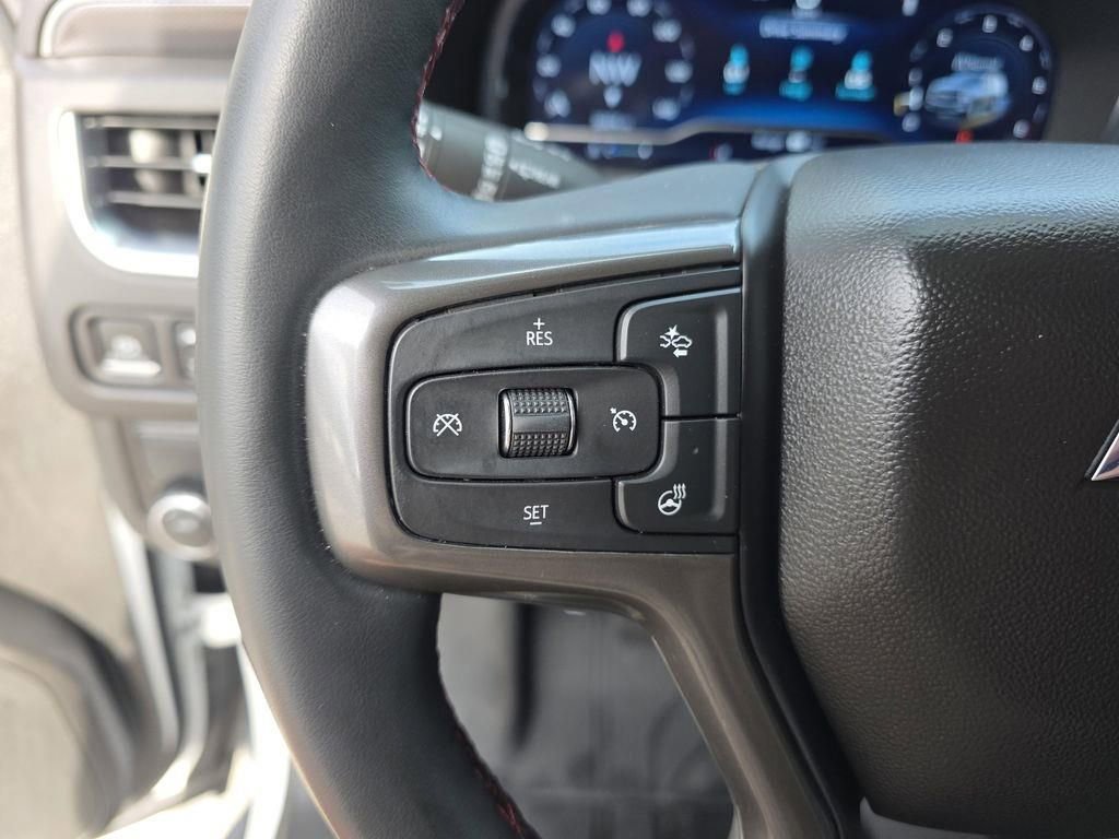 Used 2024 Chevrolet Suburban RST w/ Sport Performance Package RWD image 29