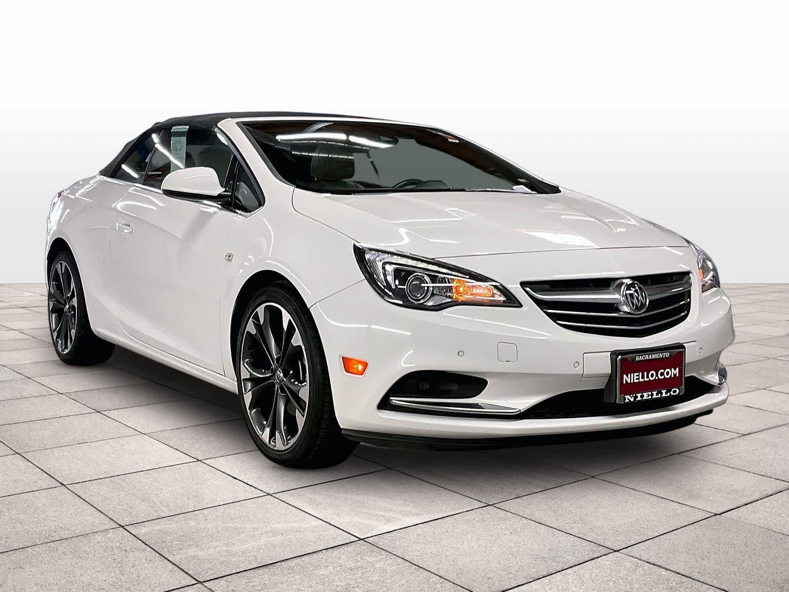 Used 2016 Buick Cascada Premium FWD image 2