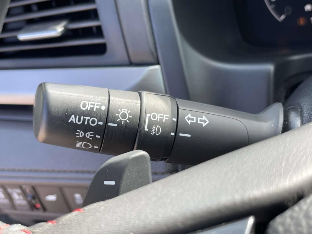 Used 2025 Honda Odyssey Sport-L image 29