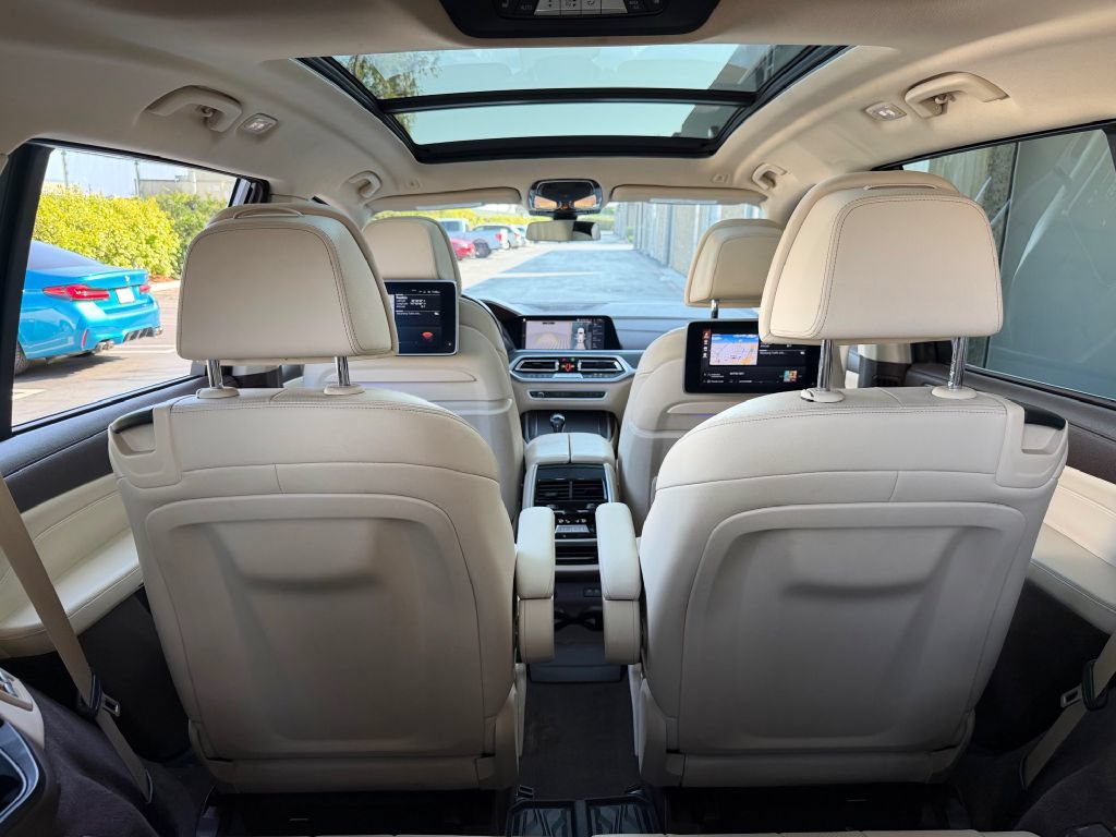 Used 2019 BMW X7 xDrive50i w/ Premium Package AWD/4WD image 19